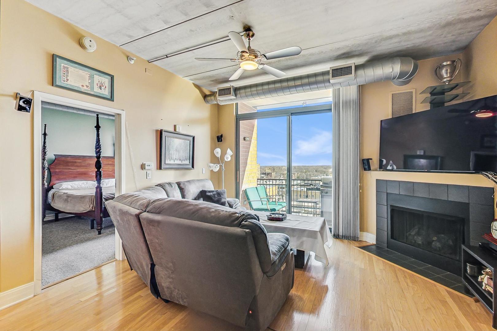 1 S HIGHLAND Avenue Unit: 805