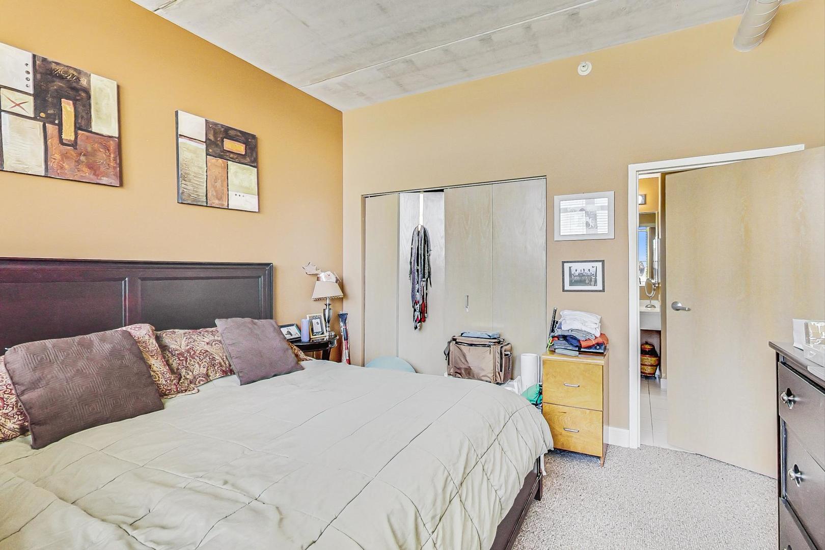 1 S HIGHLAND Avenue Unit: 805