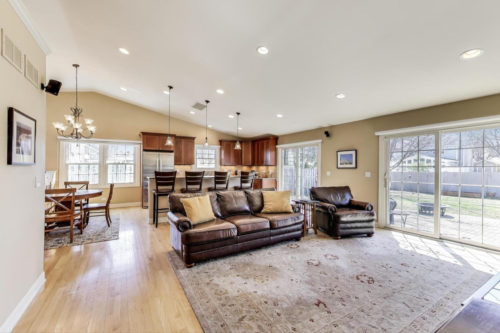 607 E Pennsylvania Court