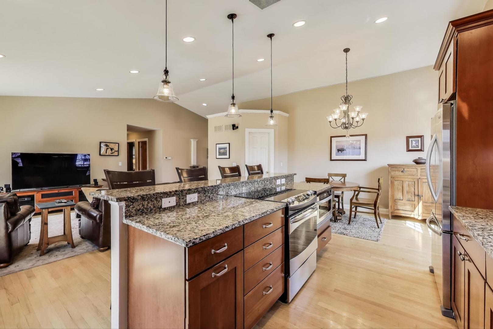 607 E Pennsylvania Court