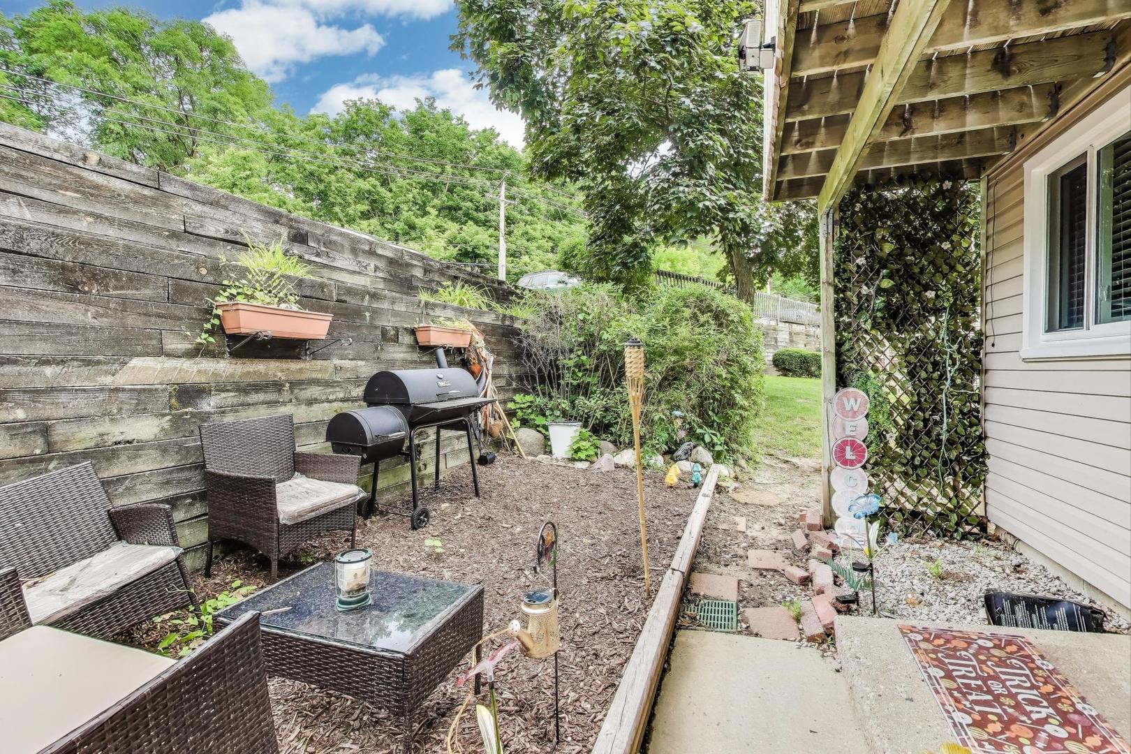 127 Forest Avenue Unit: A