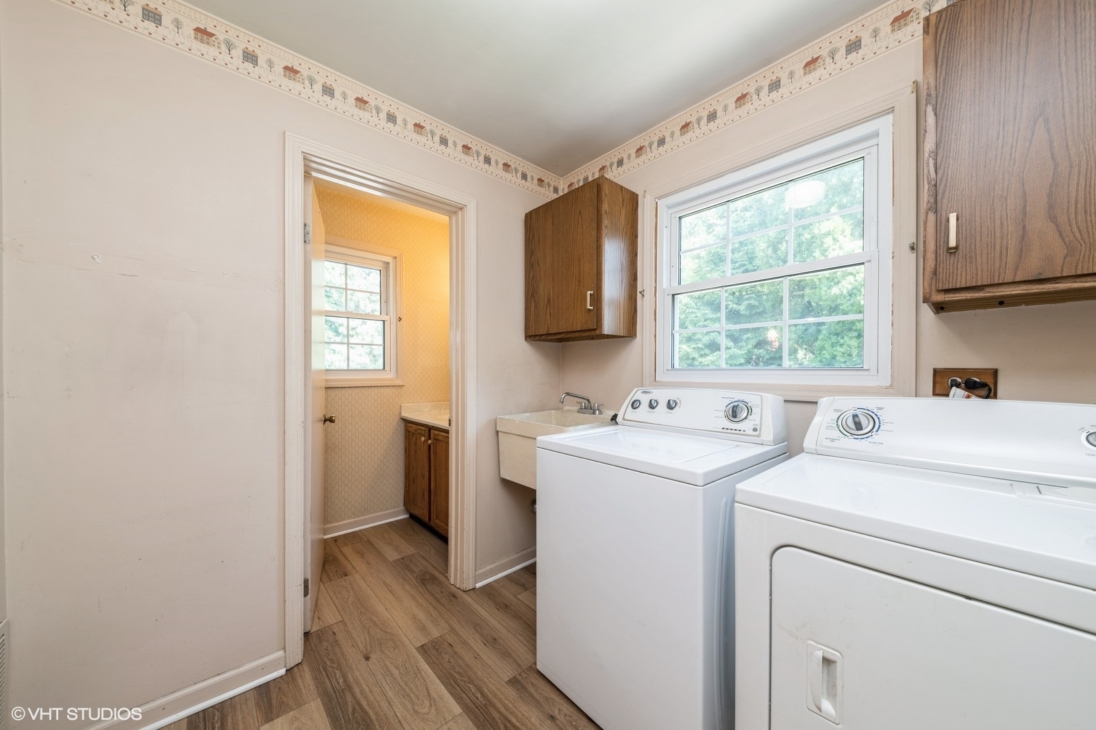 316 Ambleside Drive