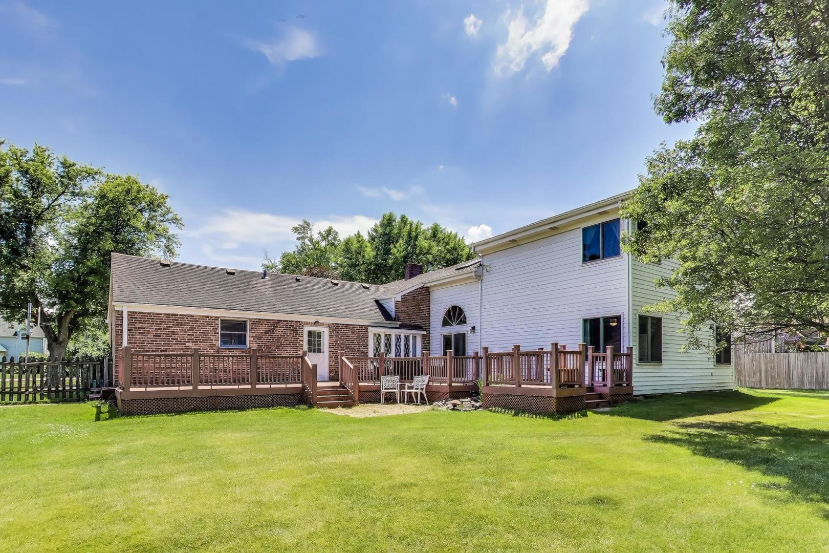 100 W Willow Road
