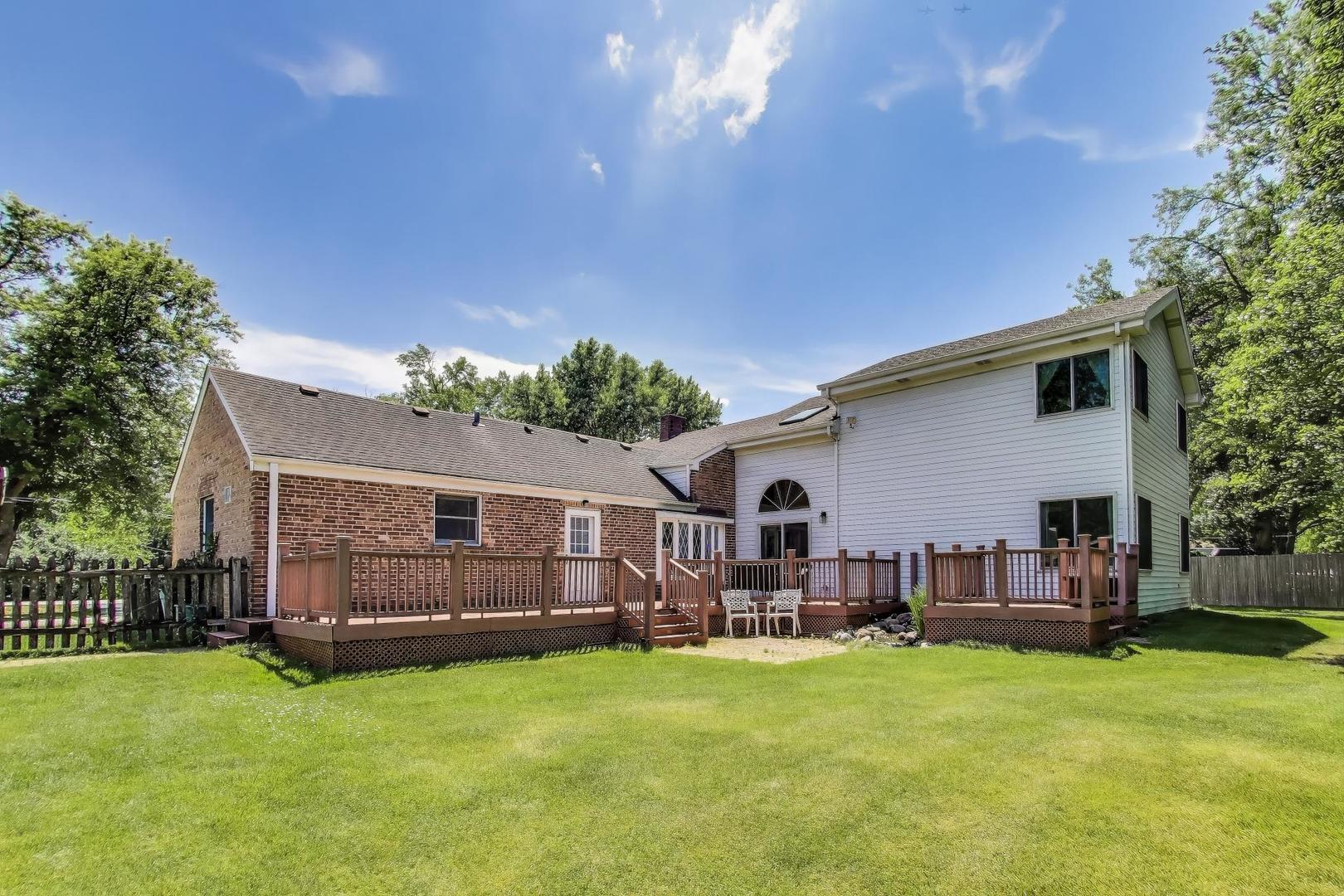 100 W Willow Road
