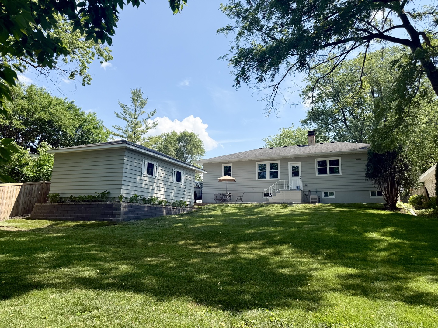 122 Tower Road