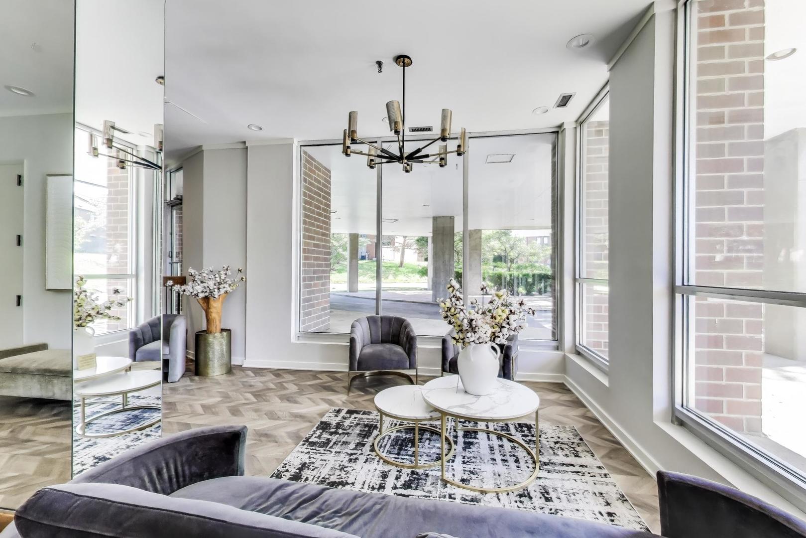 3925 Triumvera Drive Unit: 14D