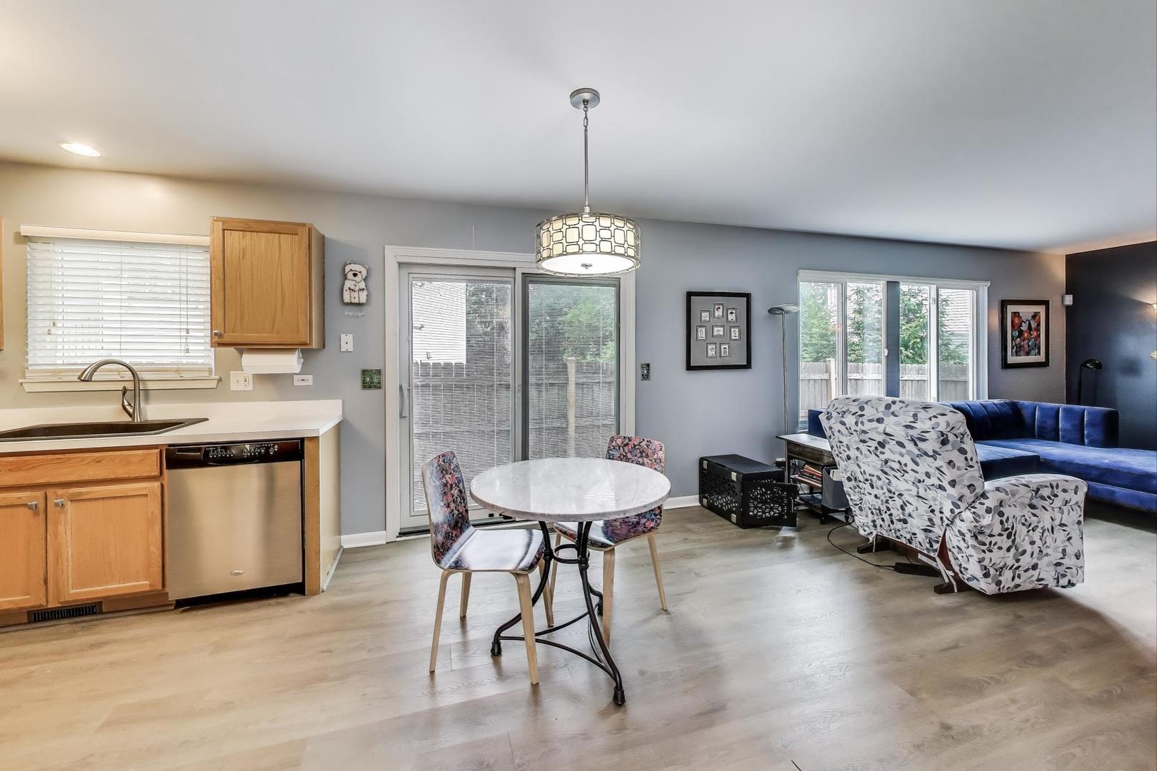 262 W Prairie Lane