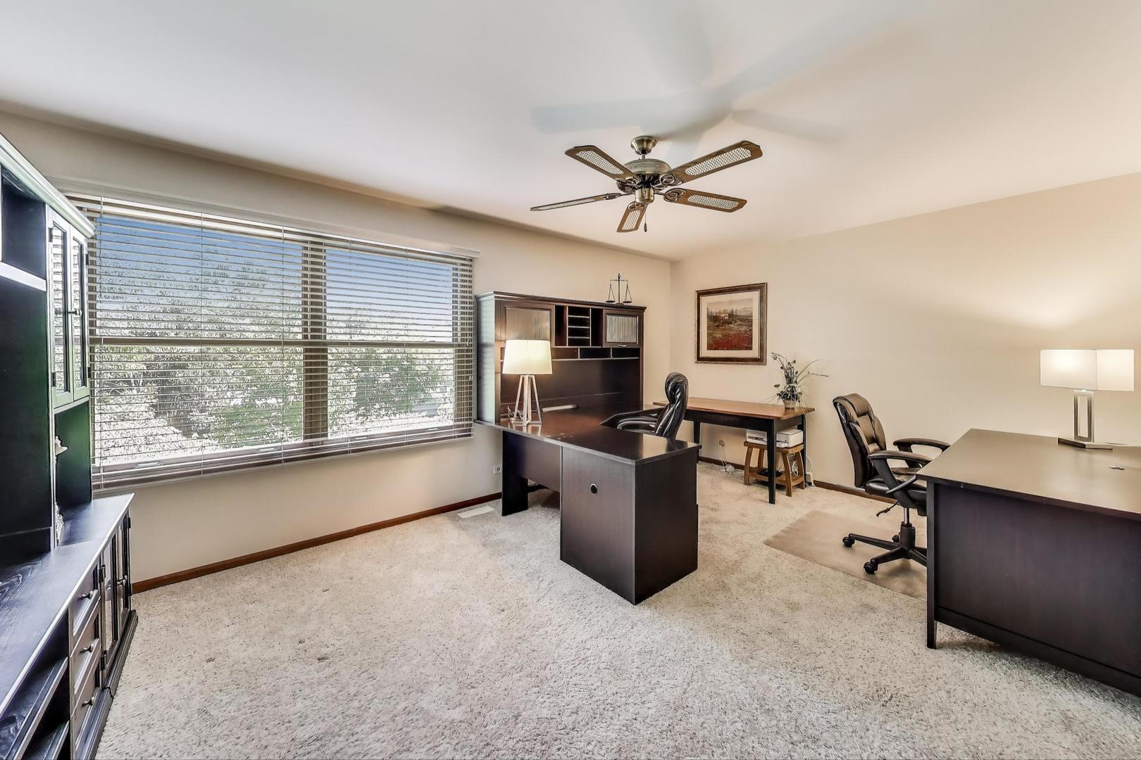 428 W Wilshire Drive