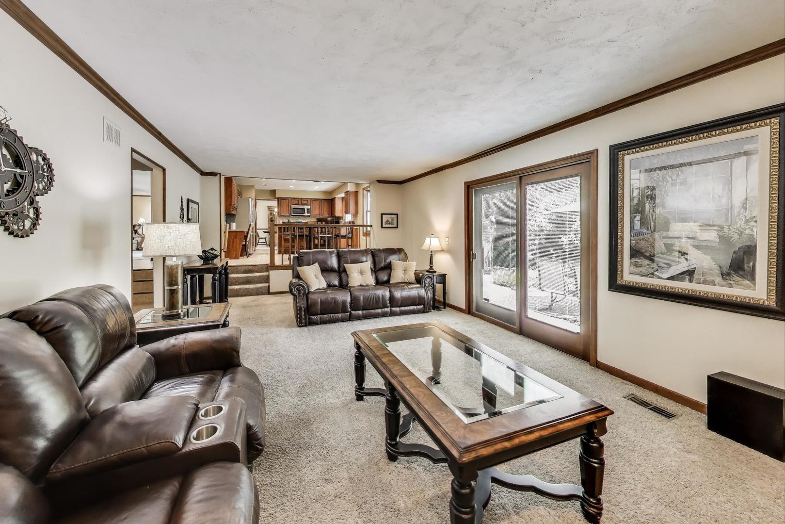 428 W Wilshire Drive