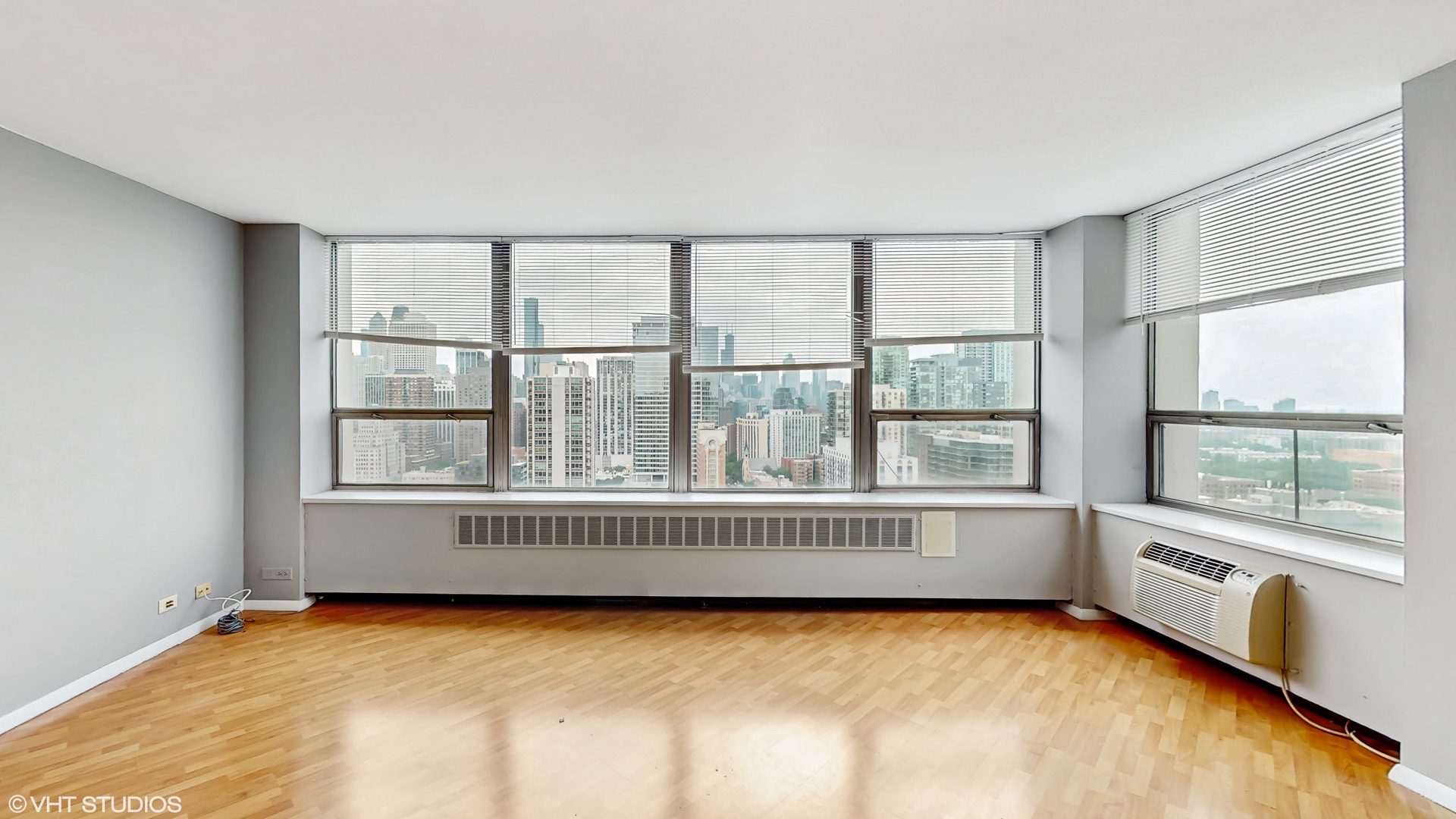 1360 N Sandburg Terrace Unit: 2605C