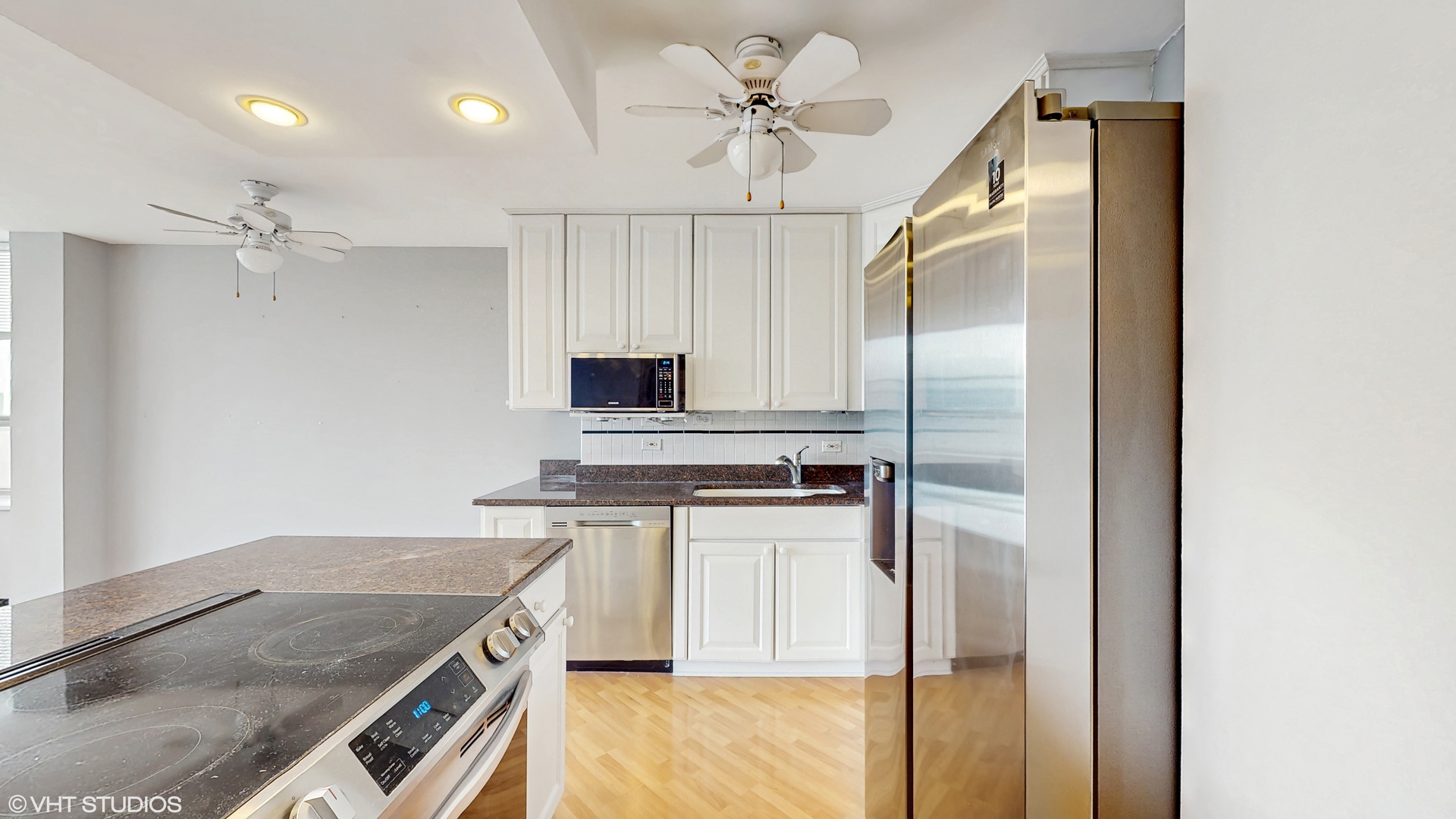 1360 N Sandburg Terrace Unit: 2605C