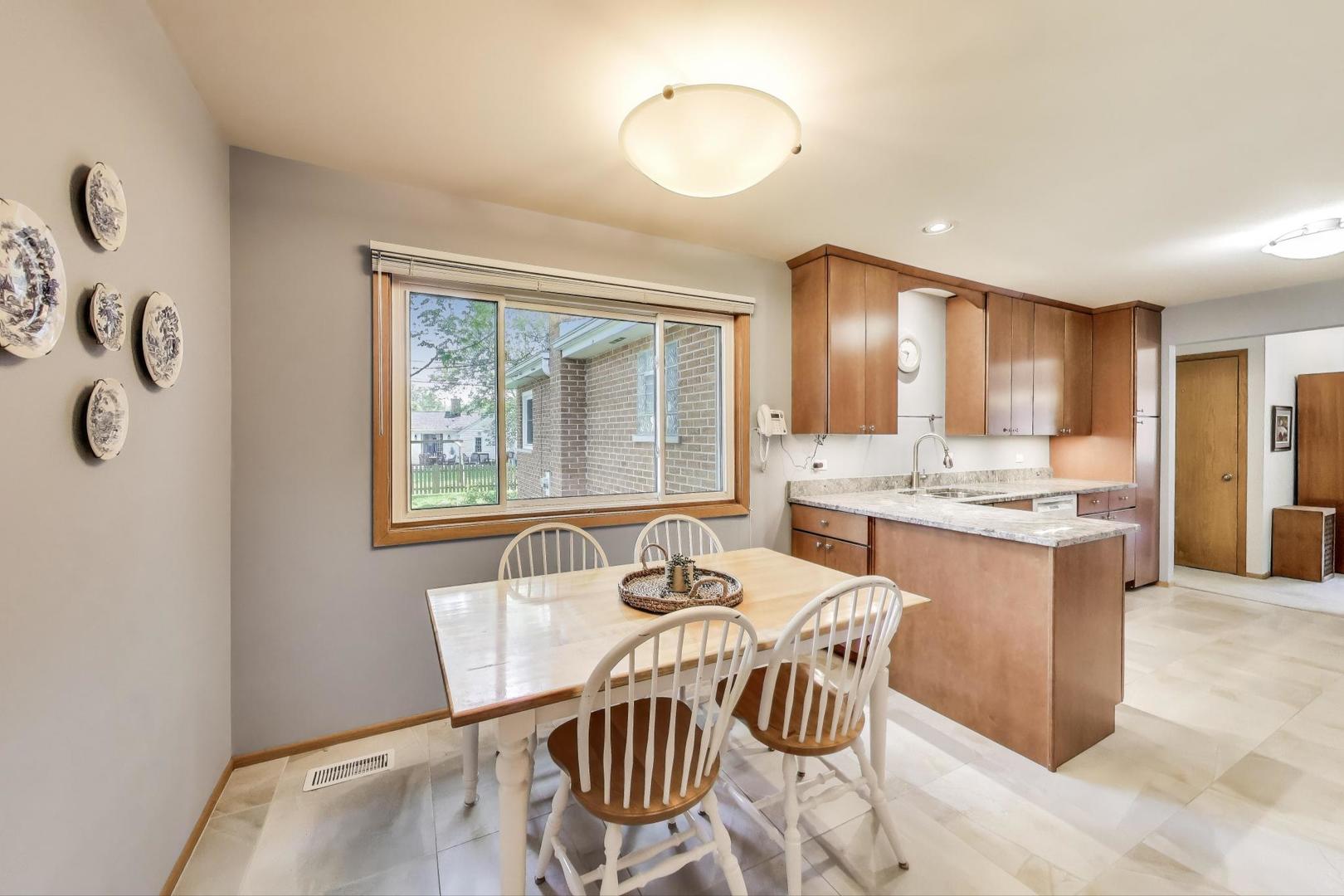 539 S Evergreen Avenue