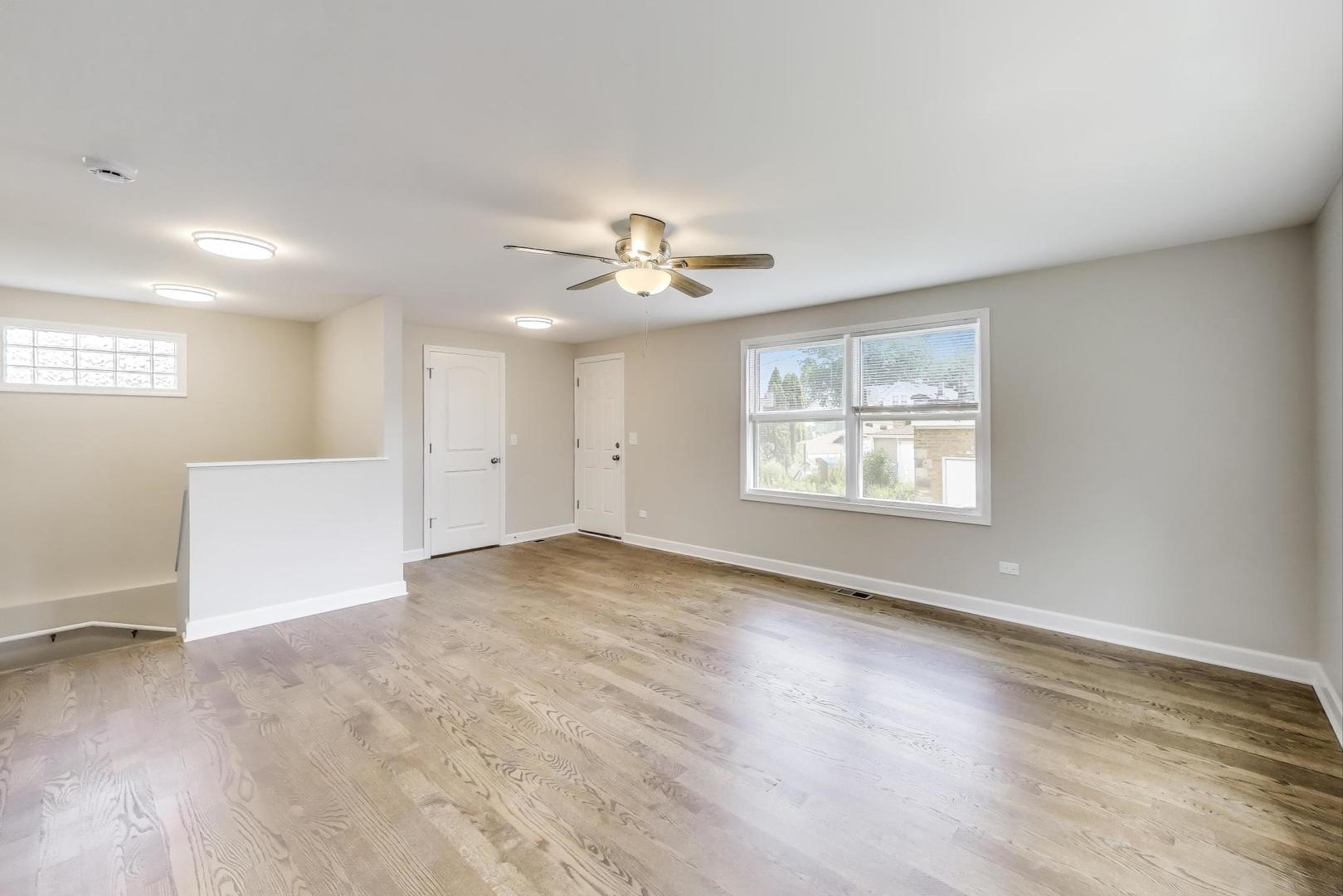 3909 N New England Avenue