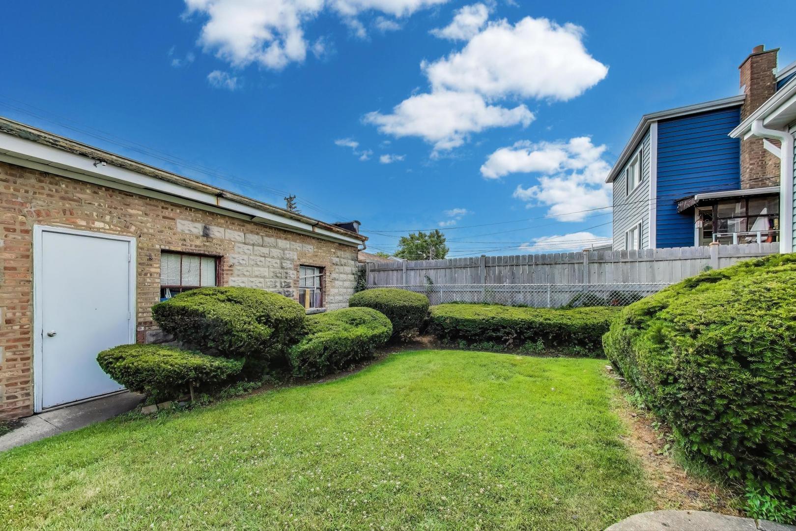 3909 N New England Avenue