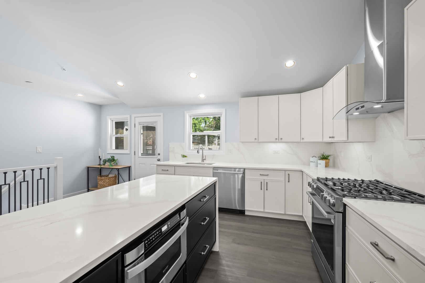30 W Turner Avenue