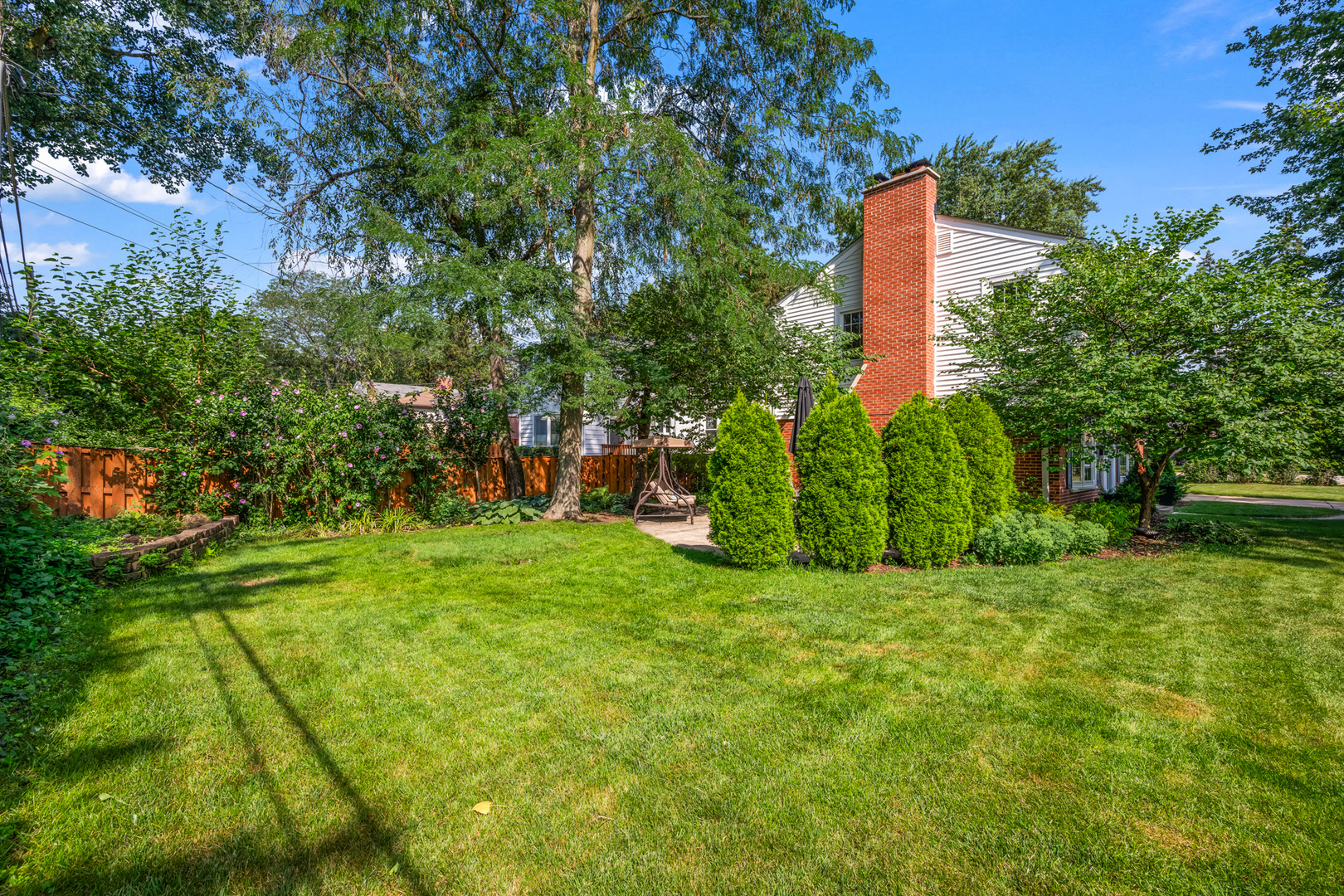 106 S Stratford Road