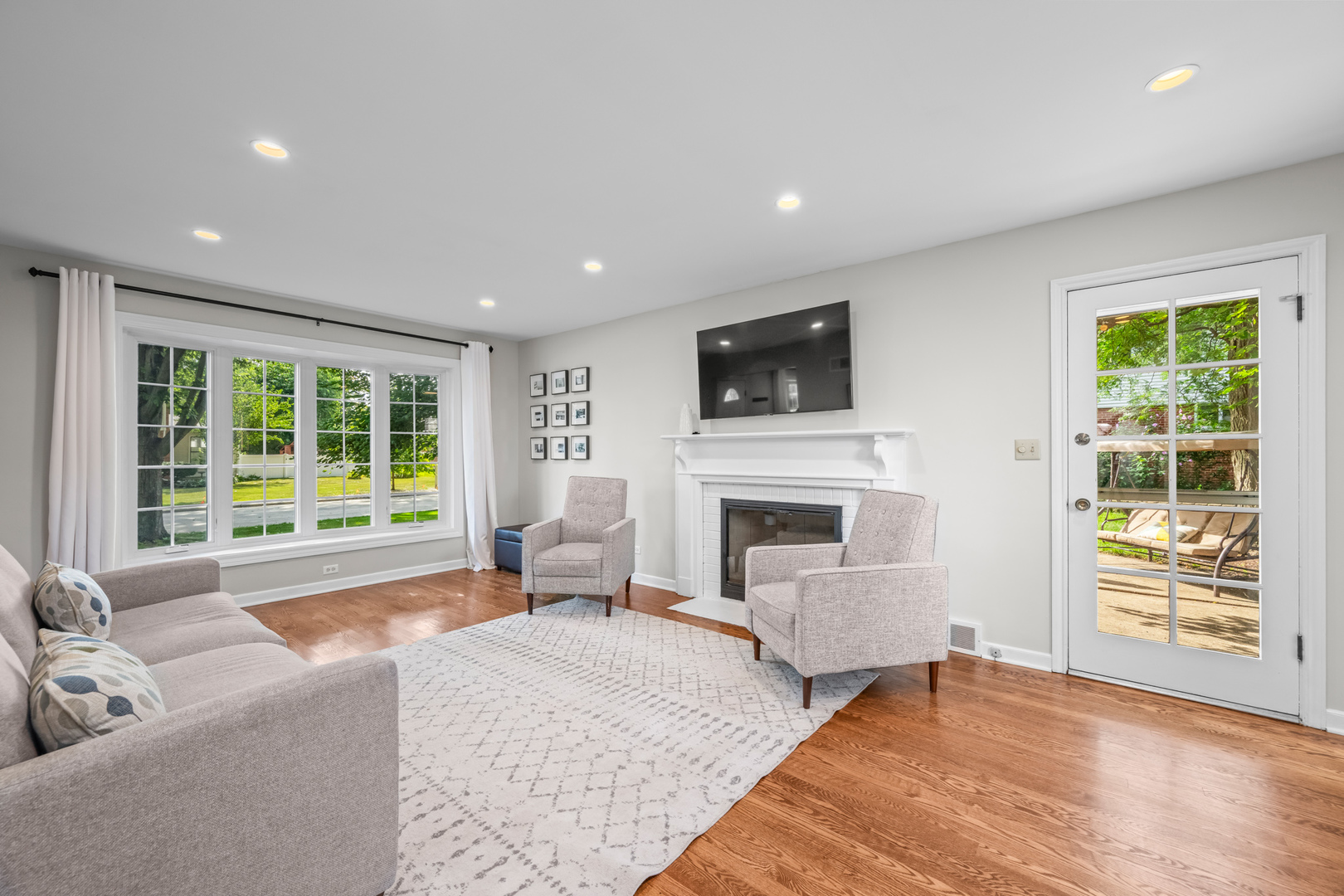 106 S Stratford Road