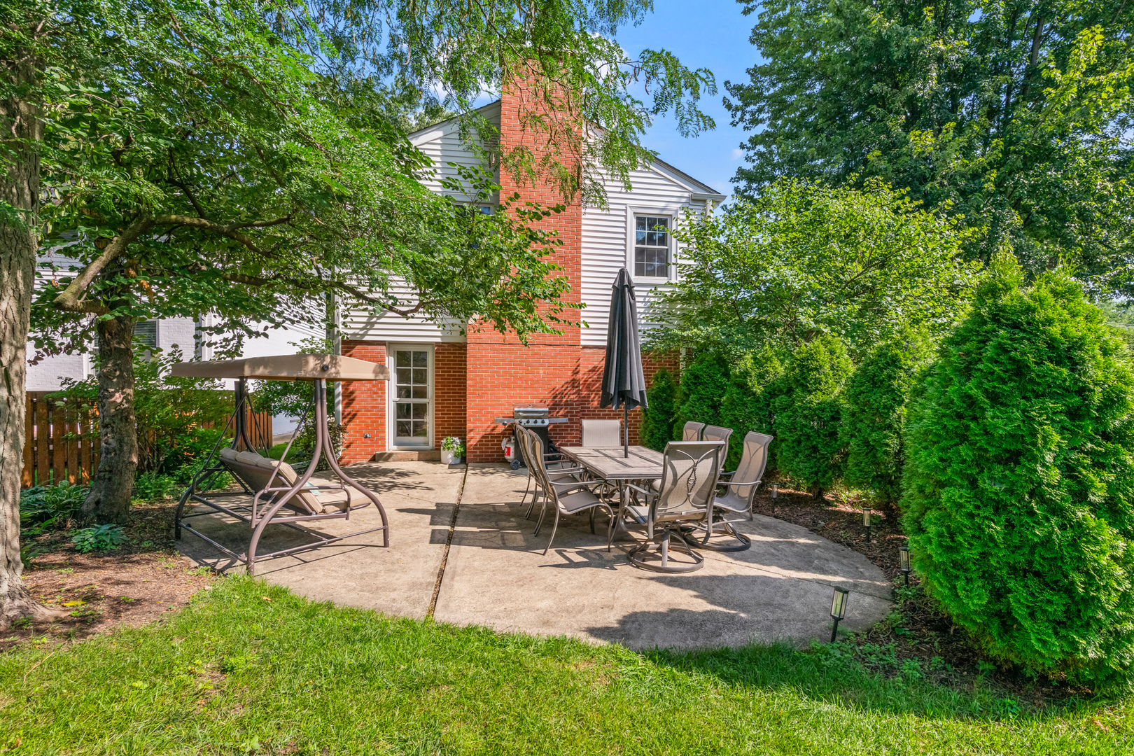 106 S Stratford Road