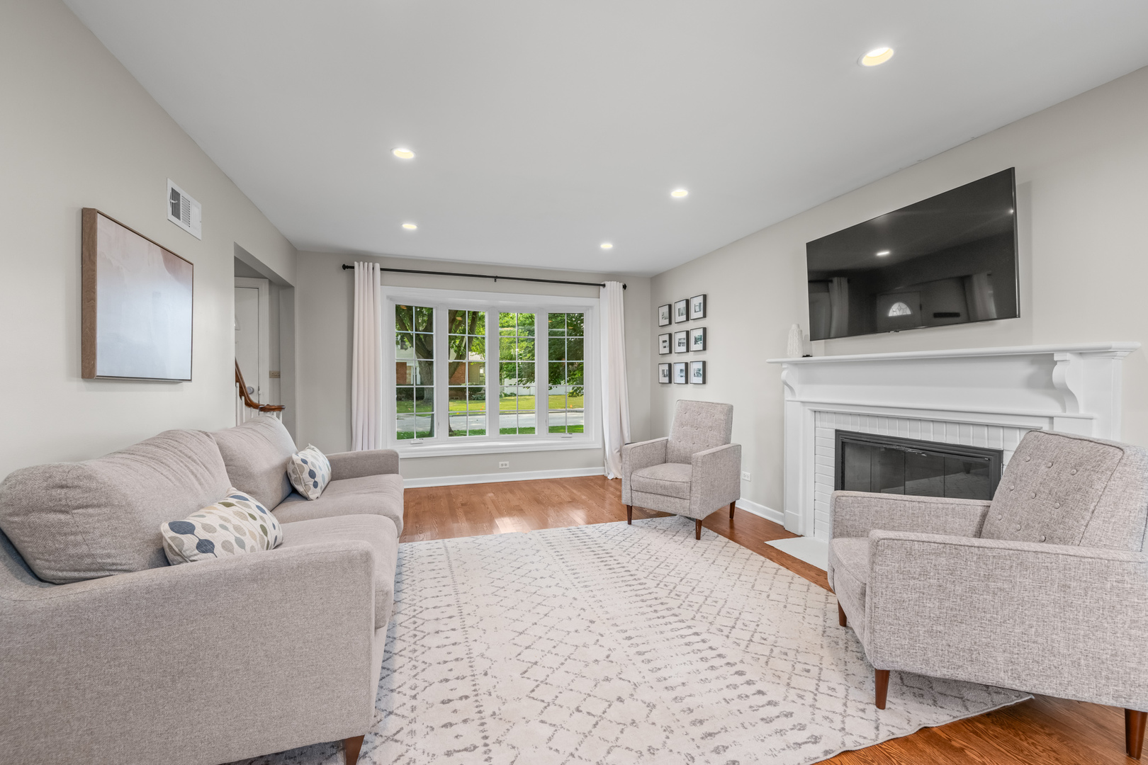 106 S Stratford Road
