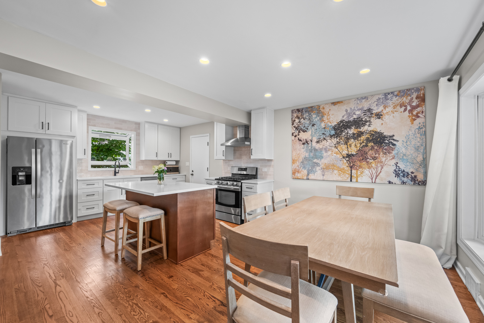 106 S Stratford Road