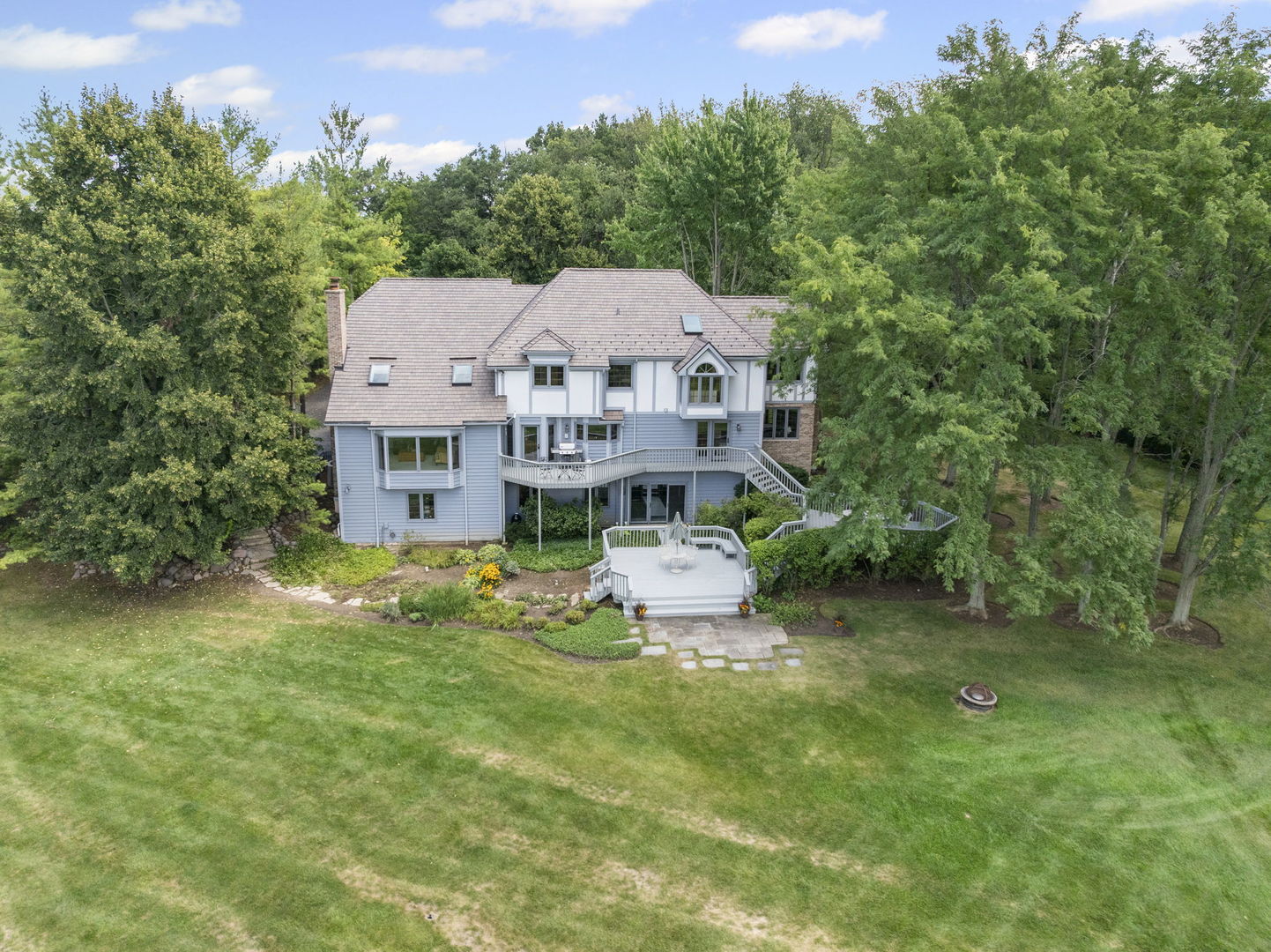 4436 Hearthmoor Court