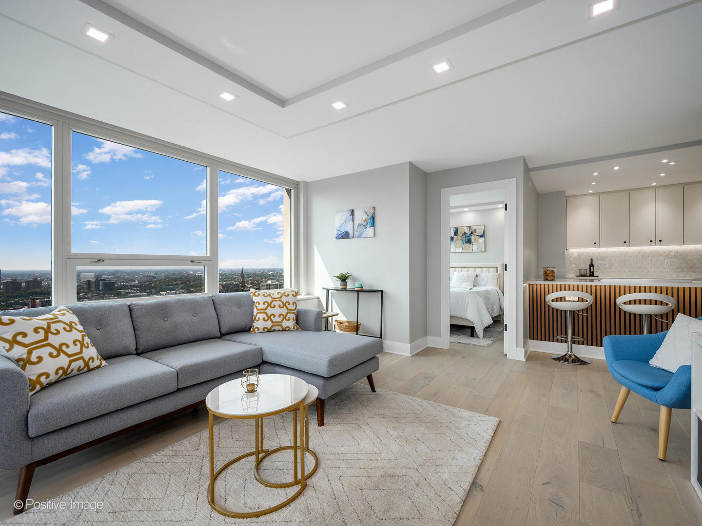 88 W Schiller Street Unit: 2908L