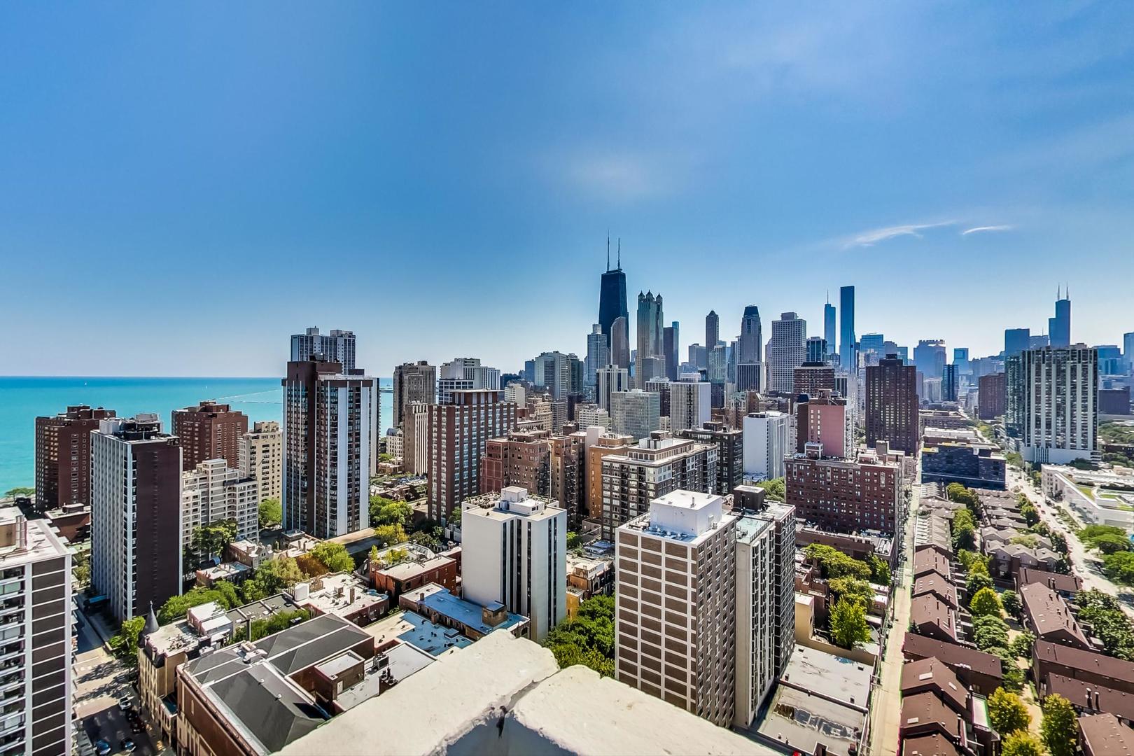 88 W Schiller Street Unit: 2908L