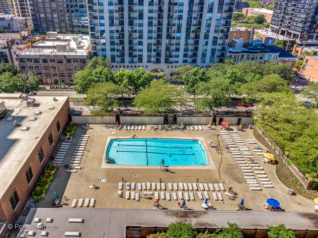 88 W Schiller Street Unit: 2908L