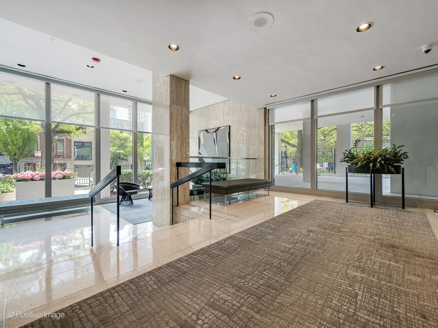 88 W Schiller Street Unit: 2908L