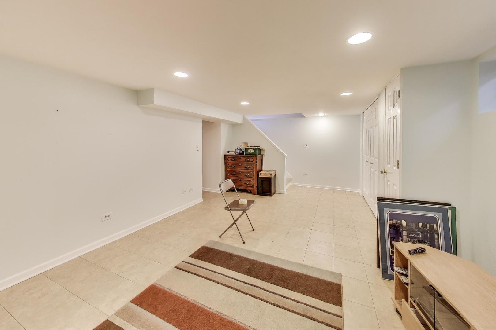 309 S Stratford Road