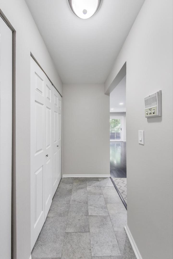 121 S Vail Avenue Unit: 401