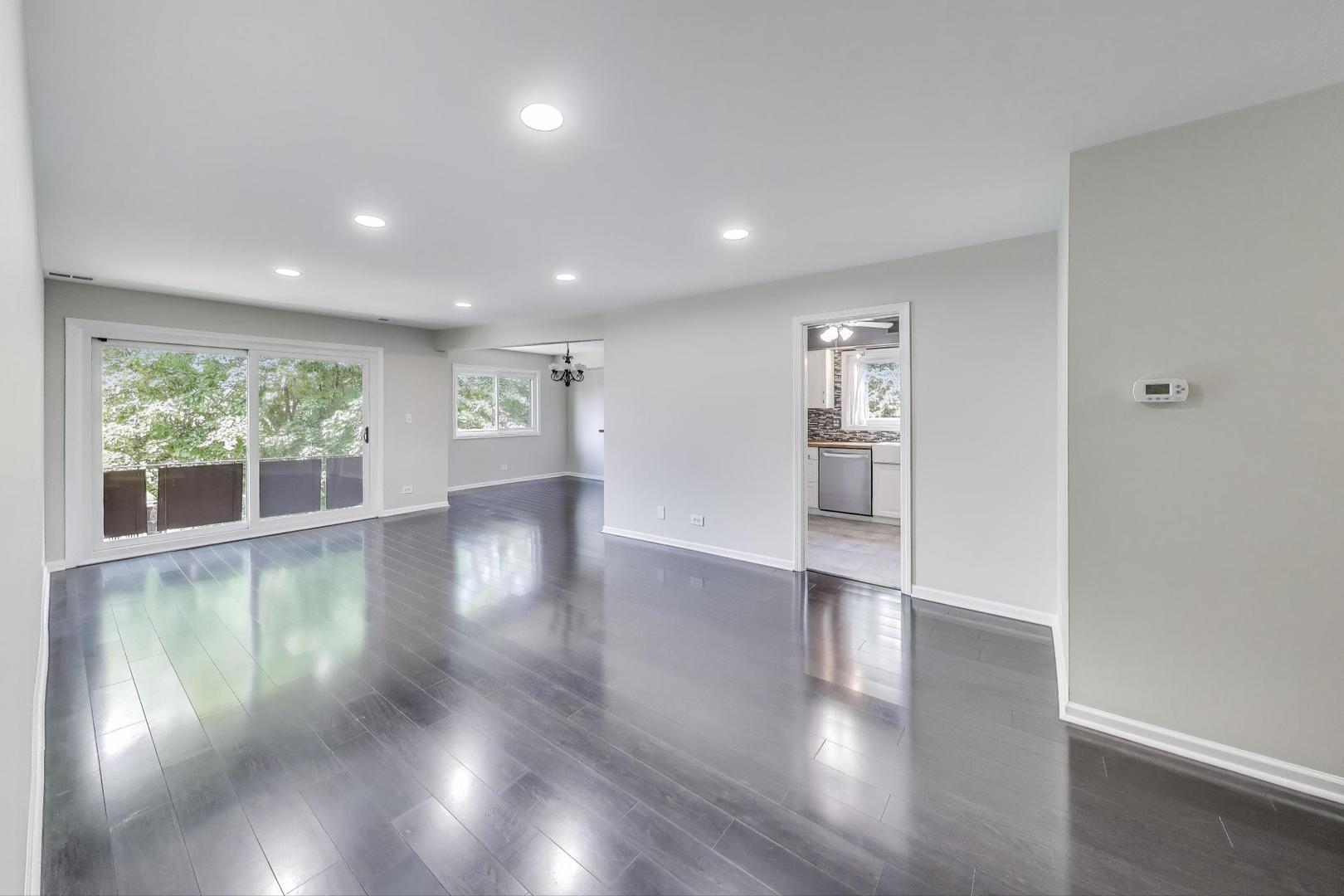 121 S Vail Avenue Unit: 401