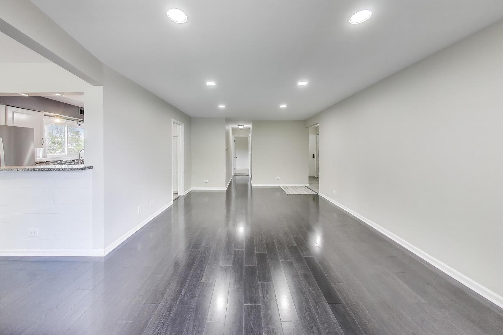 121 S Vail Avenue Unit: 401