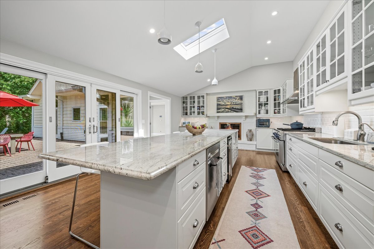 21744 N Hickory Hill Drive