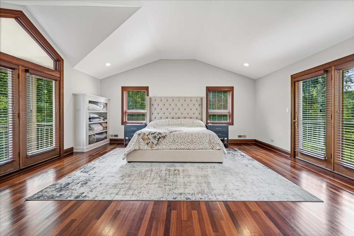 21744 N Hickory Hill Drive