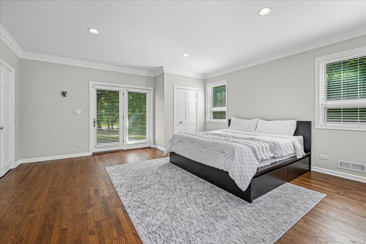 21744 N Hickory Hill Drive