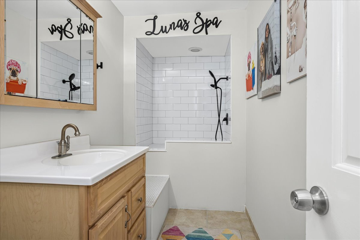 21744 N Hickory Hill Drive