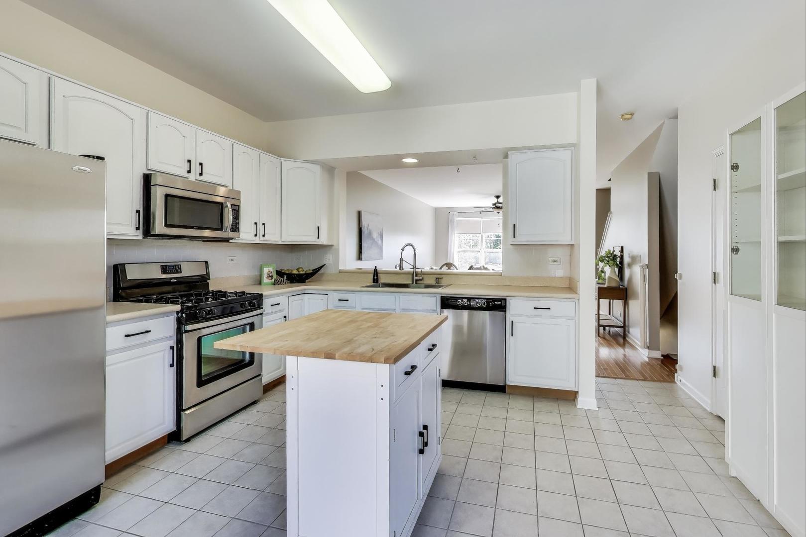 480 W Wood Street