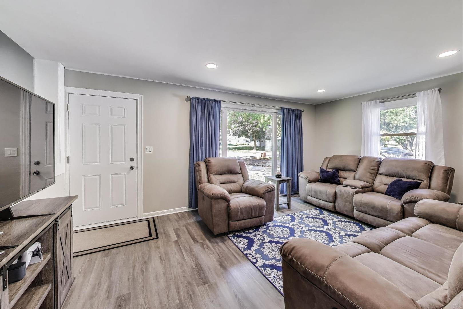 3600 Owl Drive