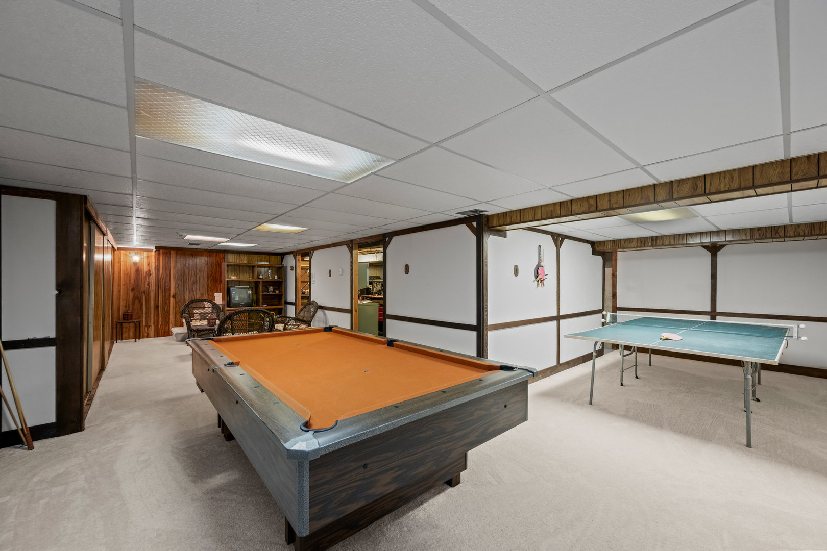 1114 S Fernandez Avenue