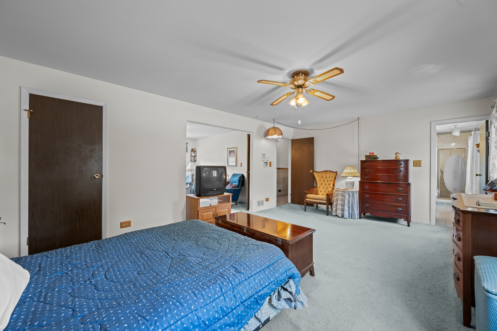 1114 S Fernandez Avenue