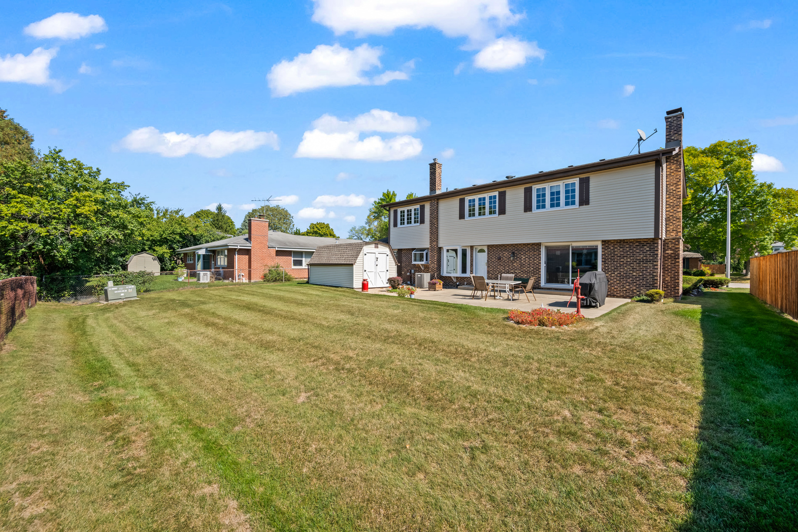 1114 S Fernandez Avenue