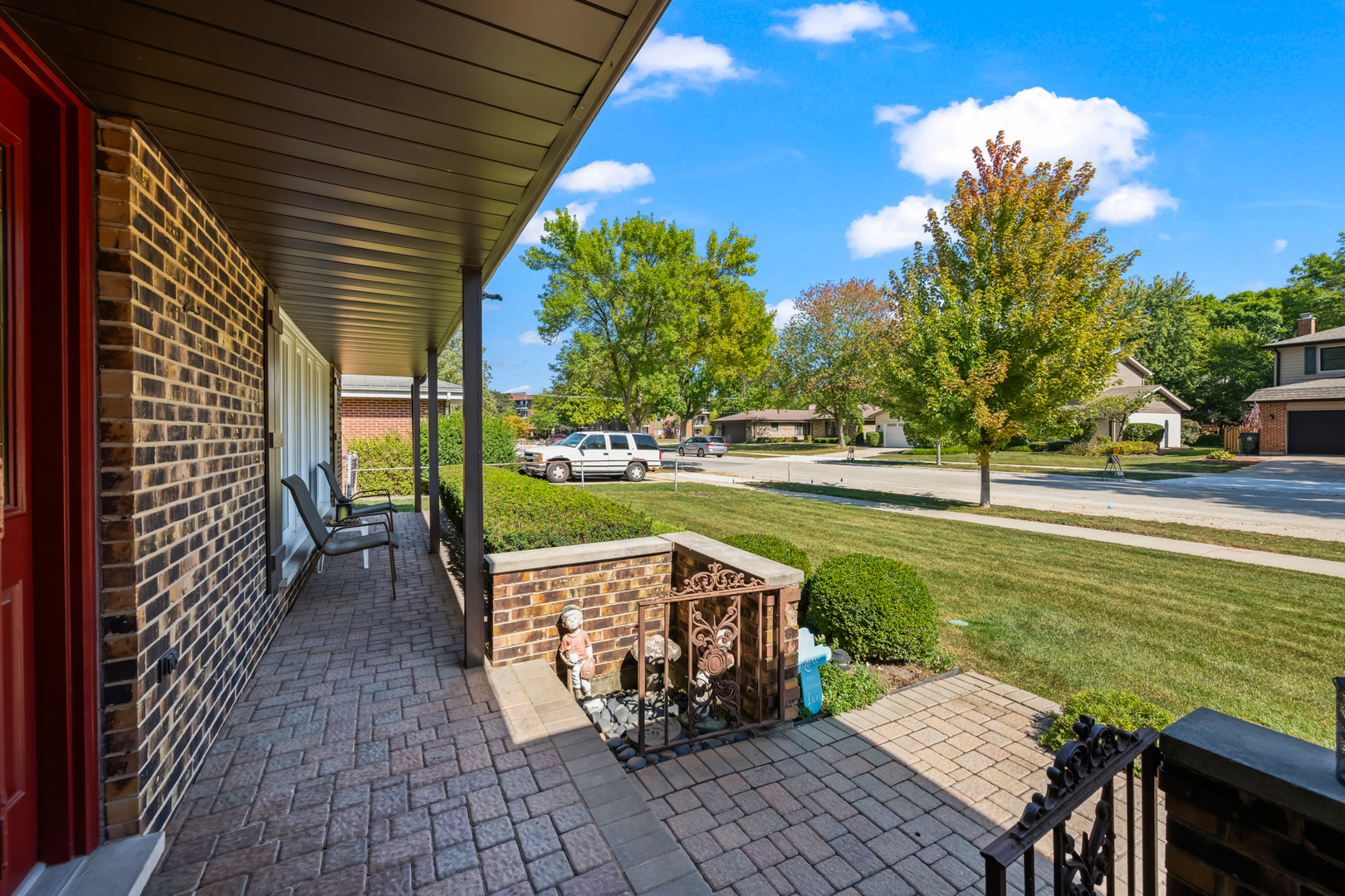 1114 S Fernandez Avenue