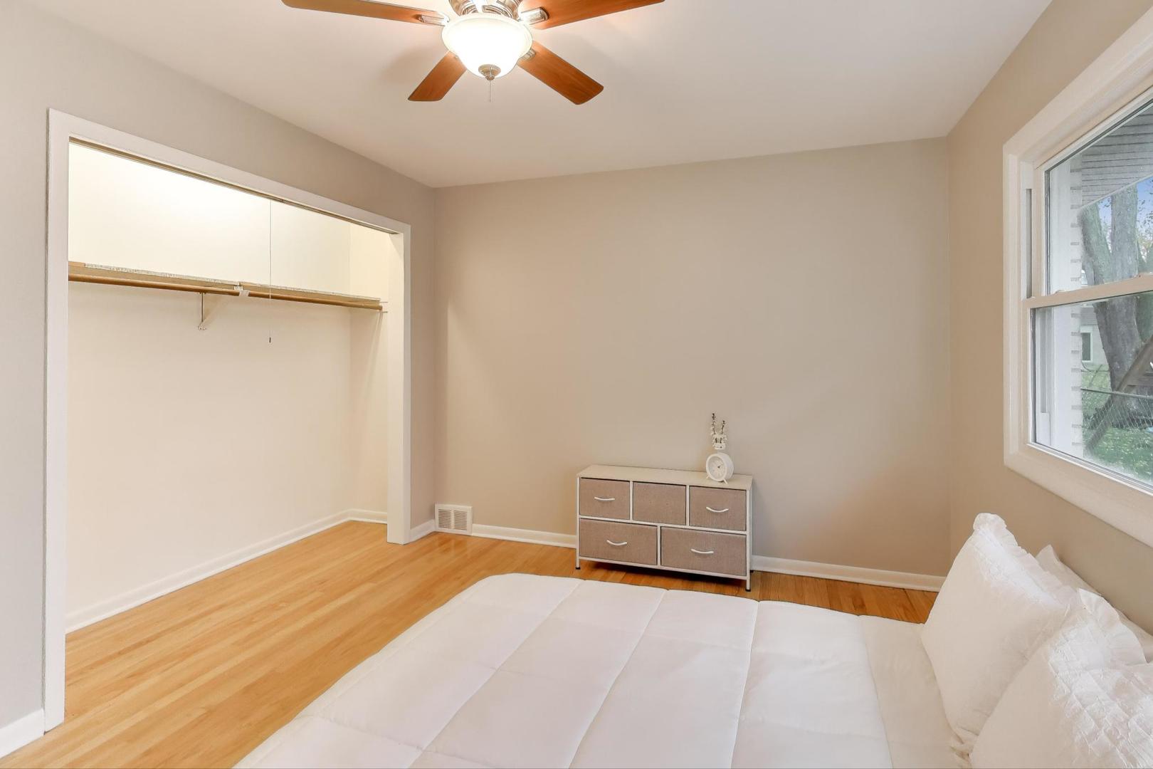 1318 S WALNUT Avenue