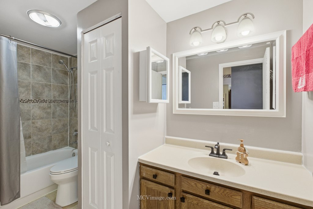 5400 Walnut Avenue Unit: 208