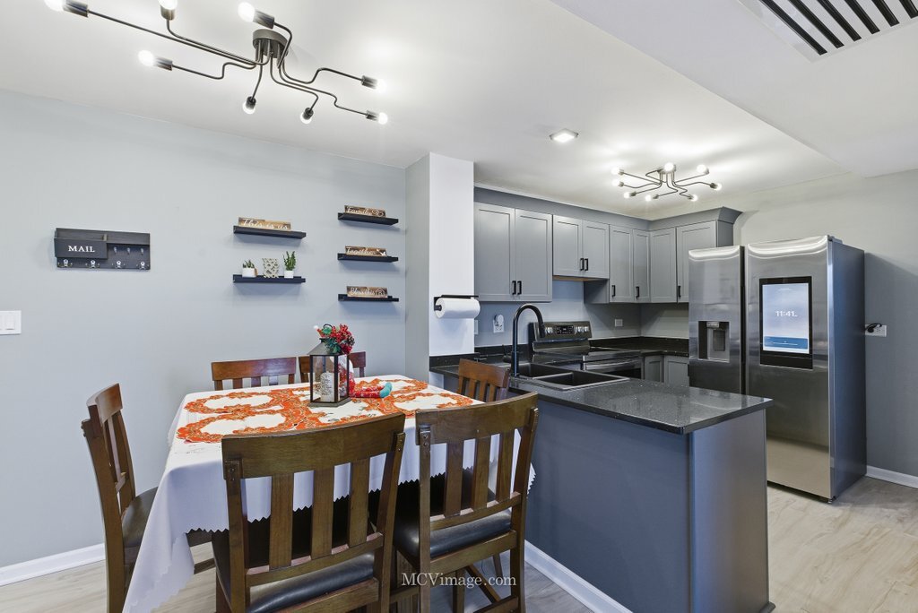 5400 Walnut Avenue Unit: 208