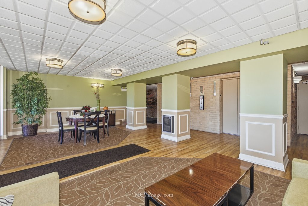 5400 Walnut Avenue Unit: 208