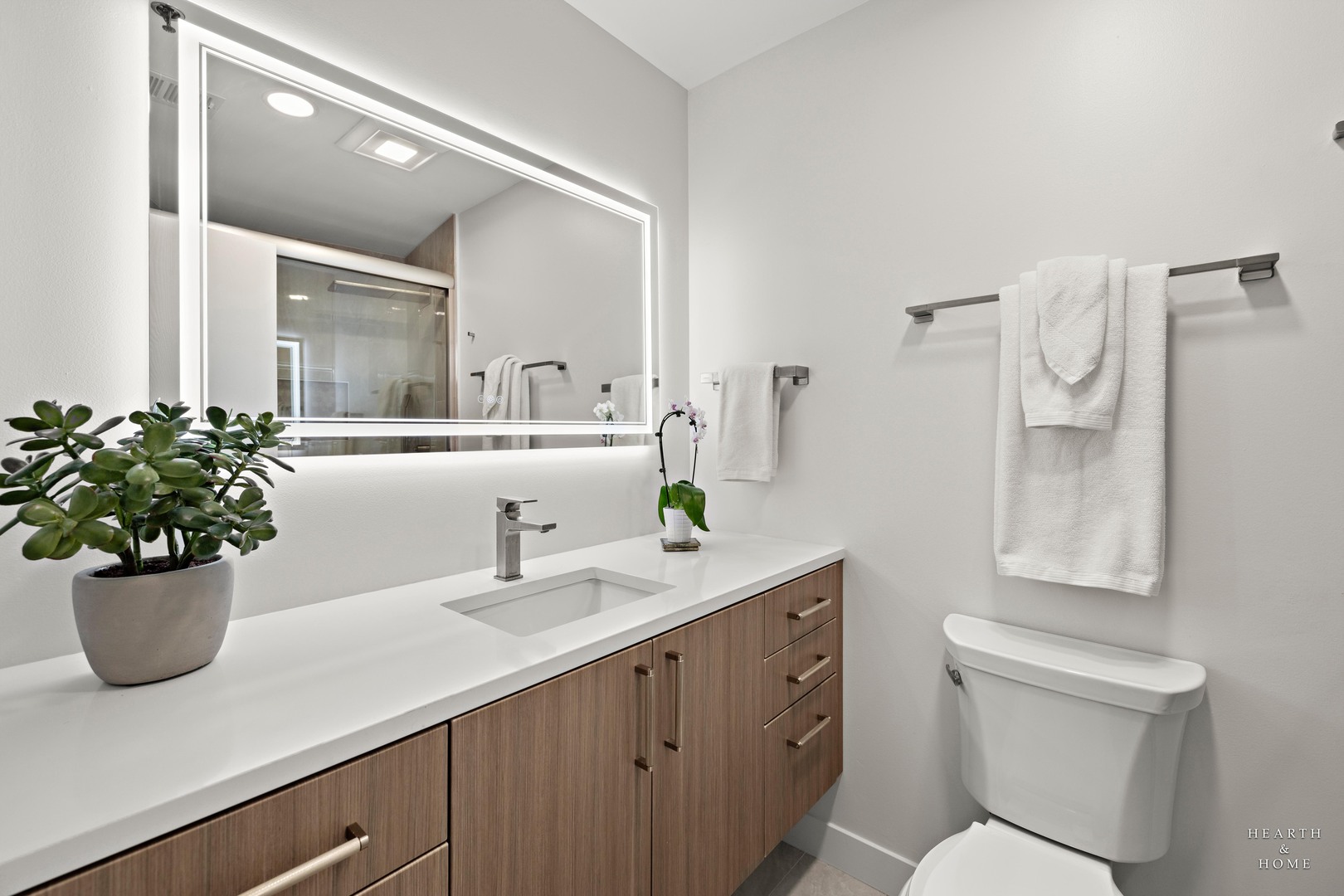 110 S Evergreen Avenue Unit: 3BS