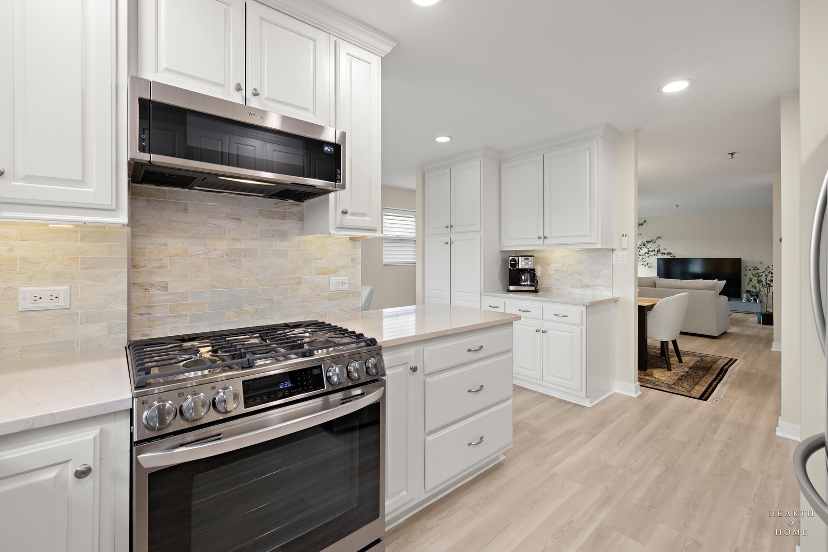 110 S Evergreen Avenue Unit: 3BS