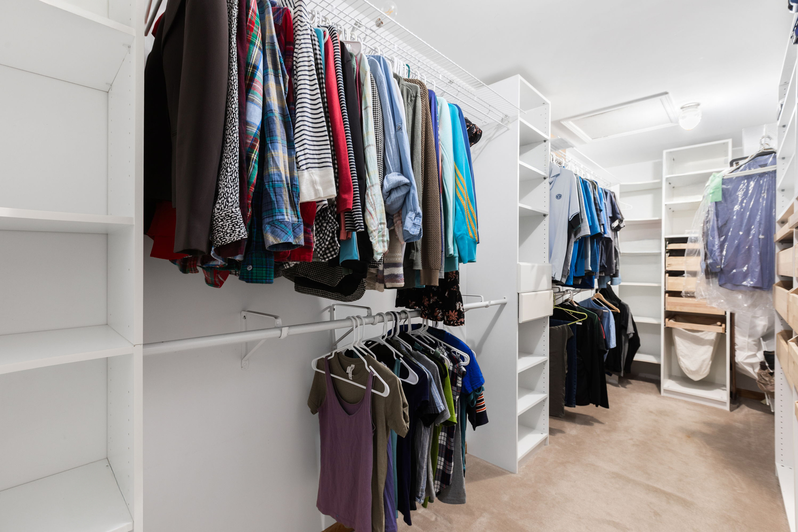 7N610 Cloverfield Circle